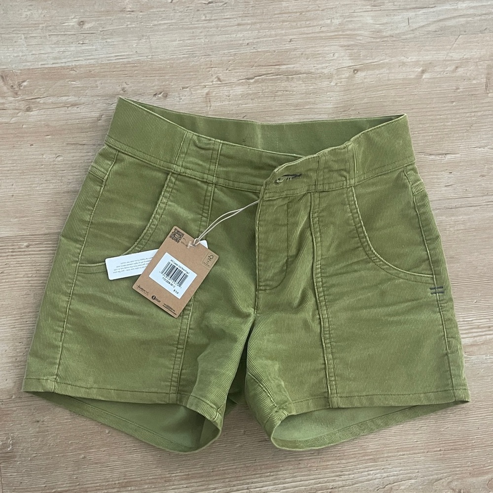 Toad&Co Olive Green Women's Shorts